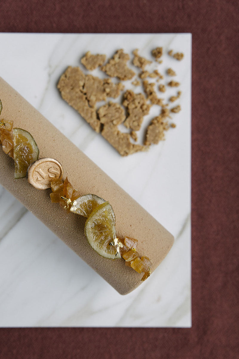 Bûche "yuzu-noisette"